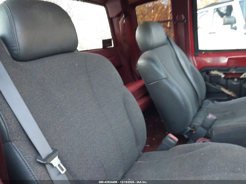 1993 Chevrolet Gmt-400 K1500 VIN: 2GCEK19K3P1162178 Lot: 43924496