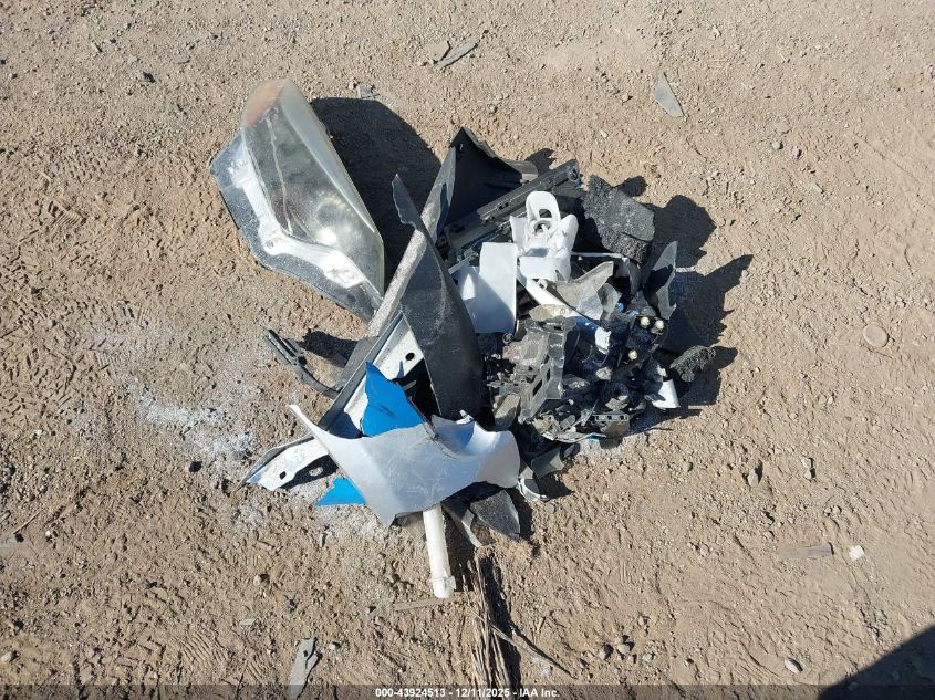 2014 Toyota Corolla Le Plus VIN: 5YFBURHE1EP035046 Lot: 43924513