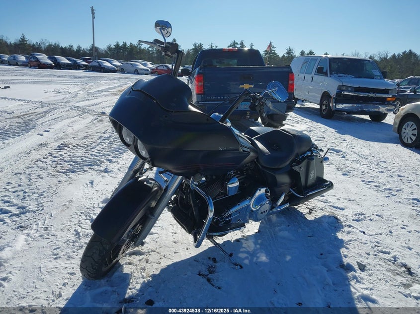 1HD1KHM15DB653402 2013 HARLEY-DAVIDSON ROAD GLIDE photo no. 2