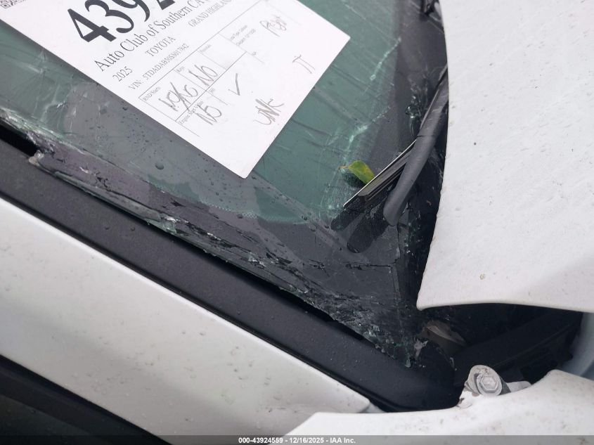 2025 Toyota Grand Highlander Hybrid Limited Max VIN: 5TDADAB50SS017842 Lot: 43924559