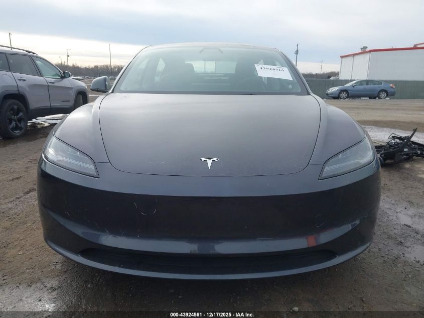 2025 Tesla Model 3 Long Range Rear-Wheel Drive/Standard Rear-Wheel Drive VIN: 5YJ3E1EA0SF976399 Lot: 43924561