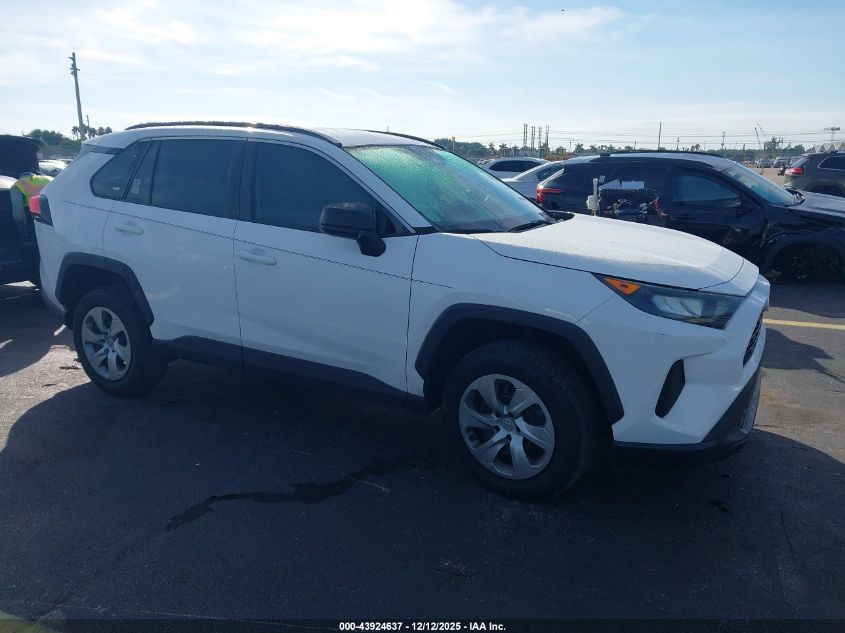 TOYOTA RAV4 LE