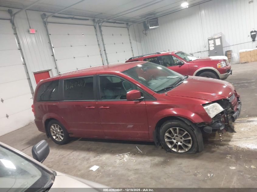 2011 Dodge Grand Caravan R/T VIN: 2D4RN7DG3BR710790 Lot: 43924641