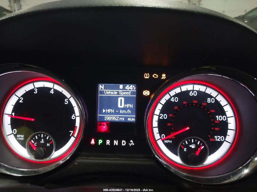 2011 Dodge Grand Caravan R/T VIN: 2D4RN7DG3BR710790 Lot: 43924641