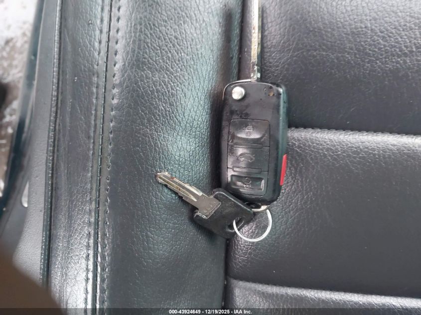 2005 Volkswagen Touareg 3.2 VIN: WVGZG77L25D31449 Lot: 43924649