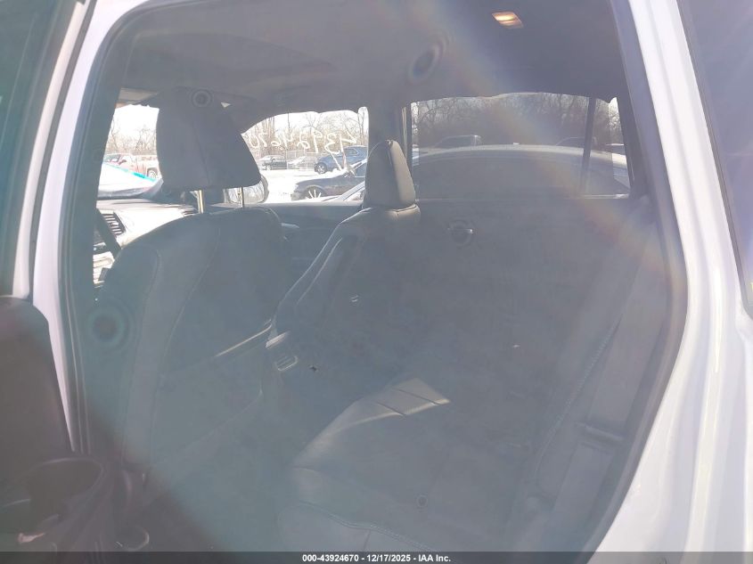 2021 Honda Passport Awd Ex-L VIN: 5FNYF8H54MB037933 Lot: 43924670