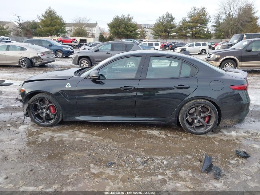 2021 Alfa Romeo Giulia Quadrifoglio Rwd VIN: ZARFAMEV0M7648976 Lot: 43924676