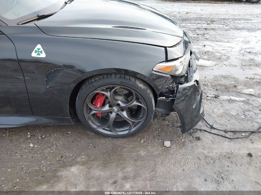 2021 Alfa Romeo Giulia Quadrifoglio Rwd VIN: ZARFAMEV0M7648976 Lot: 43924676