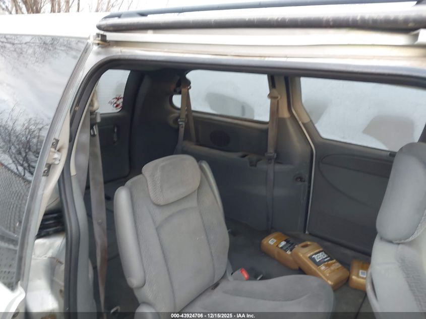 2005 Chrysler Town & Country Lx VIN: 2C4GP44R75R597753 Lot: 43924706