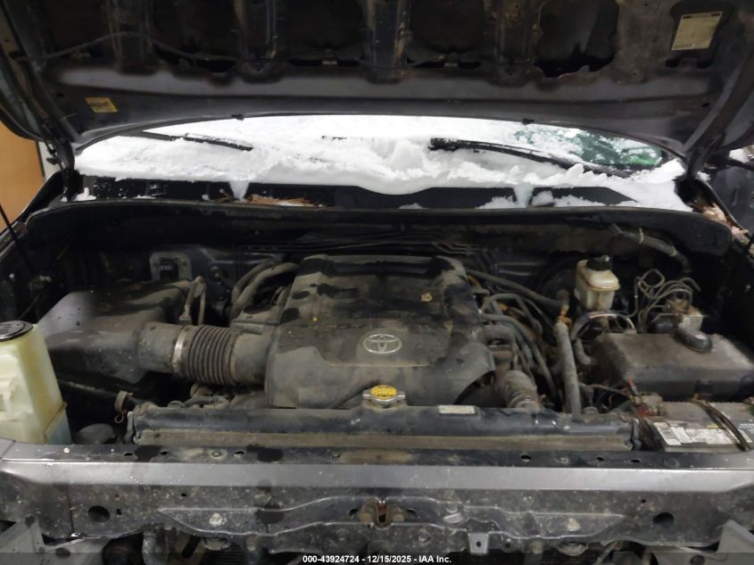 2012 Toyota Tundra Limited 5.7L V8 VIN: 5TFHW5F11CX226932 Lot: 43924724