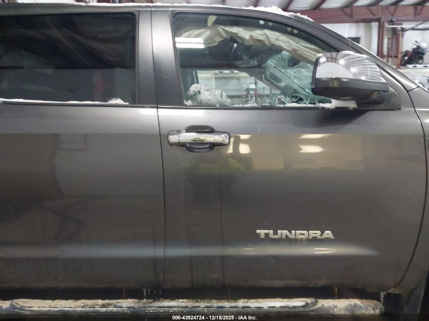 2012 Toyota Tundra Limited 5.7L V8 VIN: 5TFHW5F11CX226932 Lot: 43924724