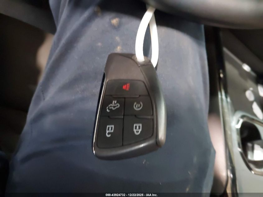 2024 Chevrolet 1500 VIN: 1GC4YYEY8RF281143 Lot: 43924732