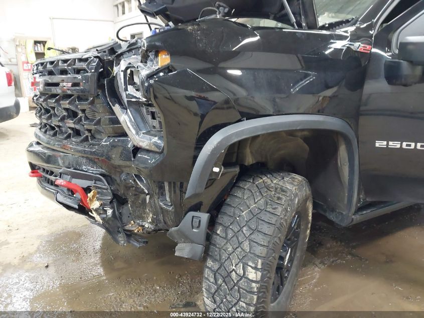 2024 Chevrolet 1500 VIN: 1GC4YYEY8RF281143 Lot: 43924732