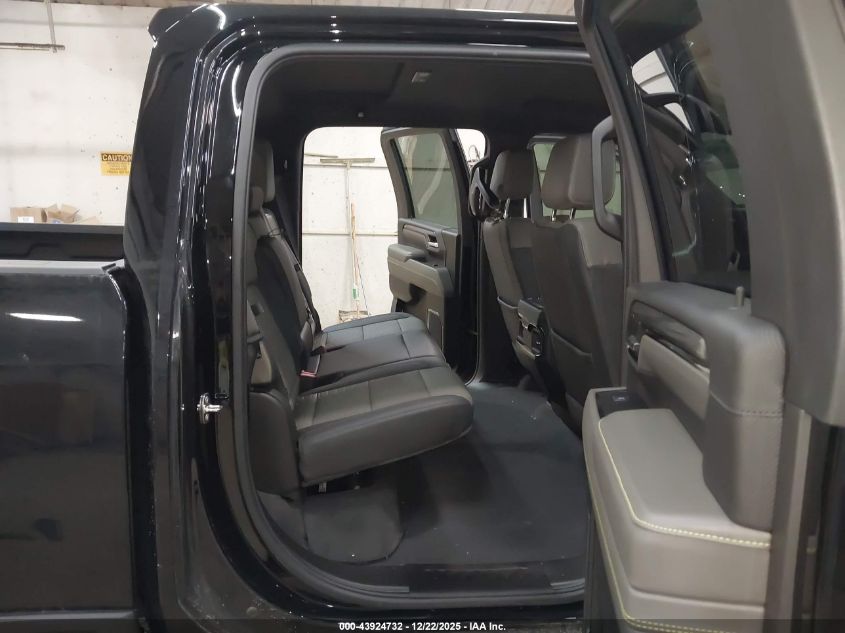 2024 Chevrolet 1500 VIN: 1GC4YYEY8RF281143 Lot: 43924732