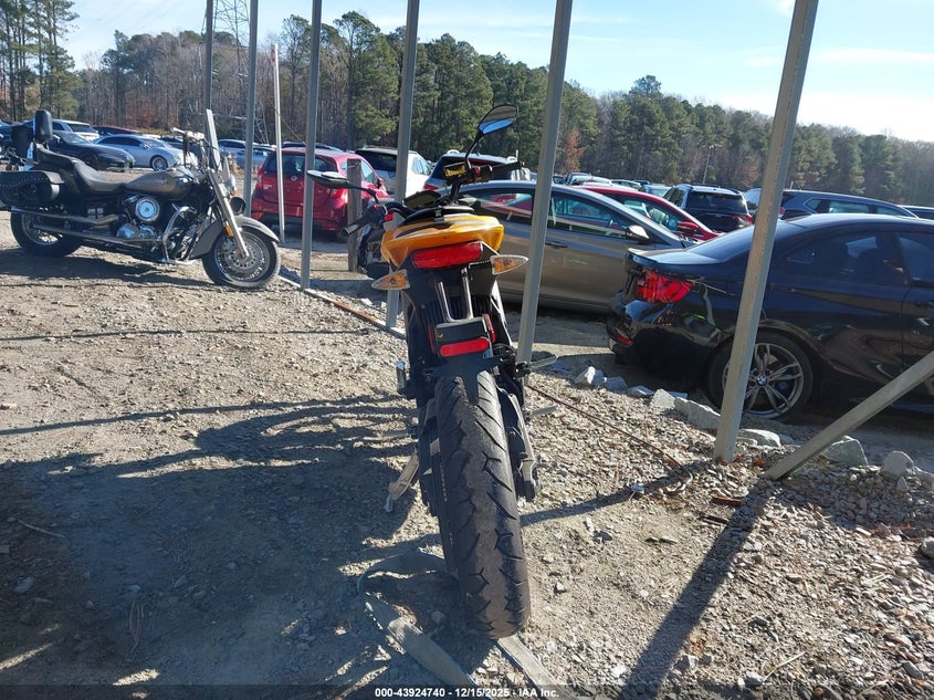 538SMBZ40HCA07601 2017   photo no. 6