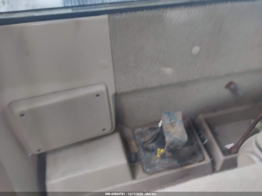 1998 Ford Ranger Splash/Xl/Xlt VIN: 1FTYR10CXWUC28890 Lot: 43924761