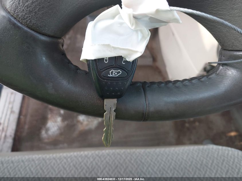 2005 Chrysler Town & Country Touring VIN: 2C4GP54L85R198268 Lot: 43924833