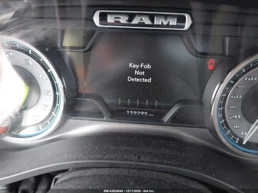 2019 Ram 1500 Limited 4X4 5'7 Box VIN: 1C6SRFHT9KN521621 Lot: 43924844