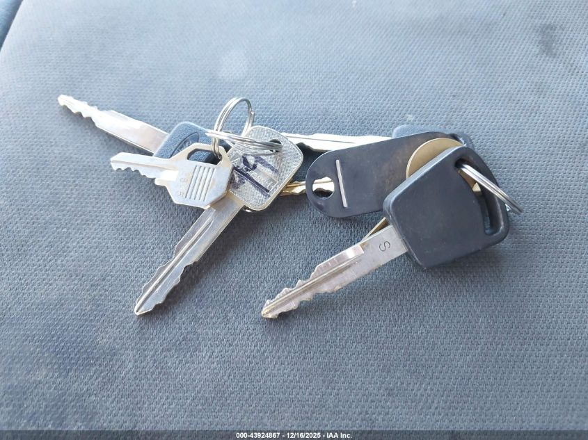 2013 Ford F-350 Chassis Xl VIN: 1FDRF3GT5DEB53565 Lot: 43924867