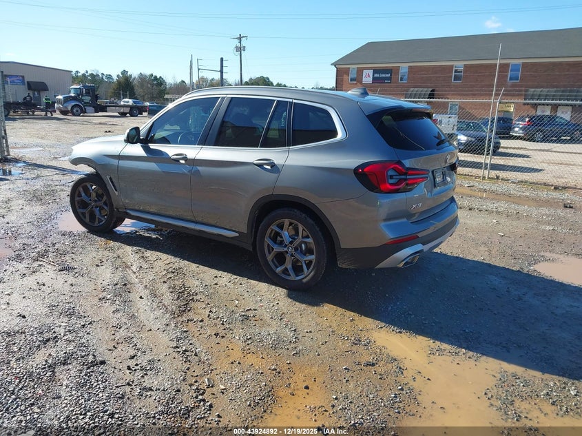 BMW X3 — thumbnail 3