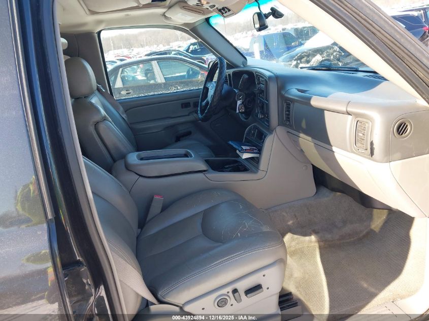 2004 Chevrolet Suburban 1500 Lt VIN: 3GNEC16Z84G273270 Lot: 43924894