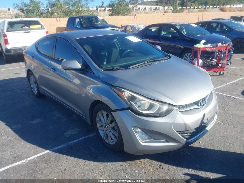 HYUNDAI ELANTRA SE