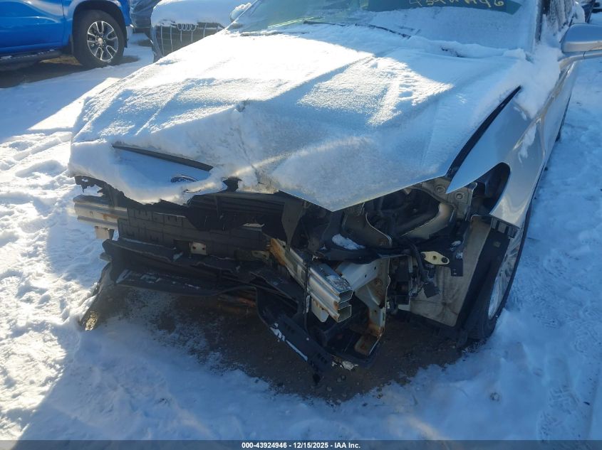 2014 Ford Fusion Hybrid Se VIN: 3FA6P0LU1ER260229 Lot: 43924946