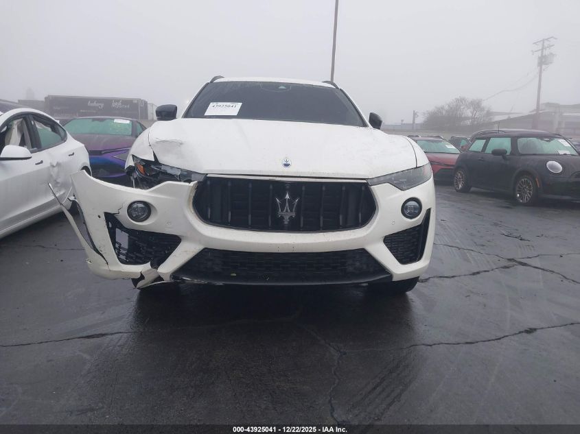 2022 Maserati Levante Modena VIN: ZN661YUM3NX381505 Lot: 43925041