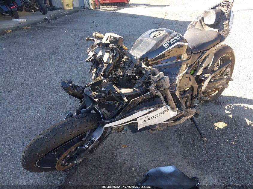 2025 Kawasaki Zx400 S