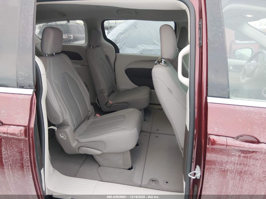 2017 Chrysler Pacifica Lx VIN: 2C4RC1CG0HR677810 Lot: 43925061