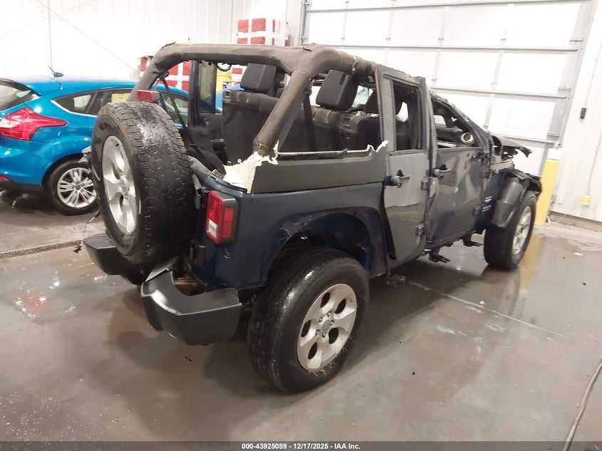 2013 Jeep Wrangler Unlimited Sahara