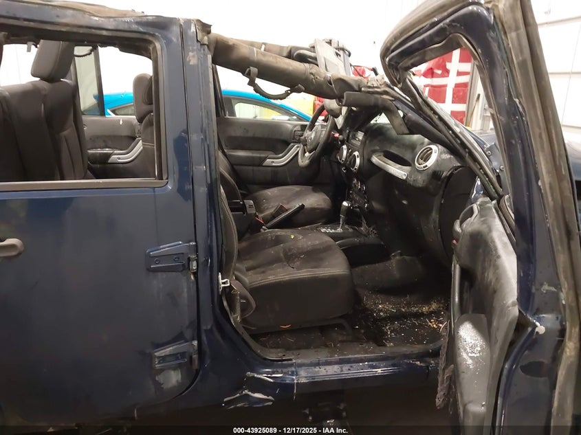 2013 Jeep Wrangler Unlimited Sahara