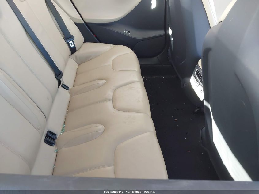 2013 Tesla Model S VIN: 5YJSA1DN2DFP18898 Lot: 43925119