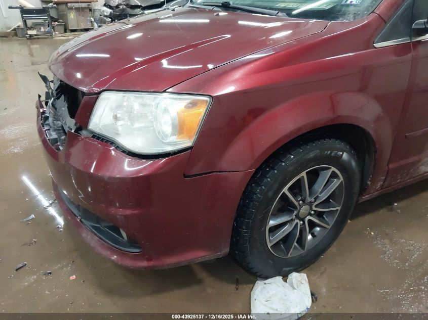 2017 Dodge Grand Caravan Sxt VIN: 2C4RDGCG9HR562347 Lot: 43925137