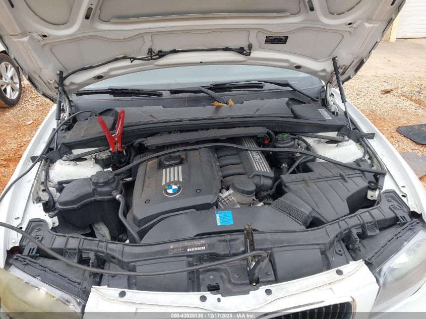 2010 BMW 128I VIN: WBAUP7C55AVF07574 Lot: 43925138