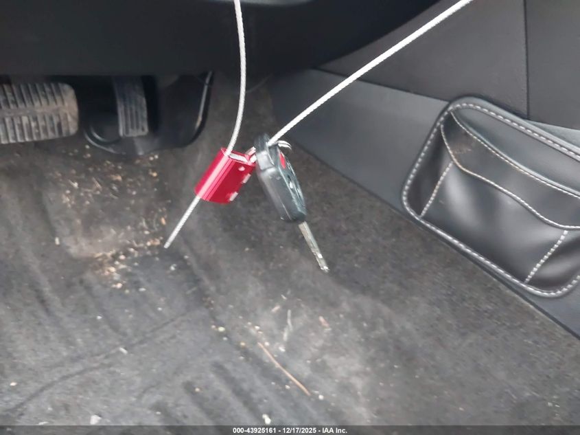 2011 Subaru Outback 3.6R Limited VIN: 4S4BRDLC9B2445688 Lot: 43925161