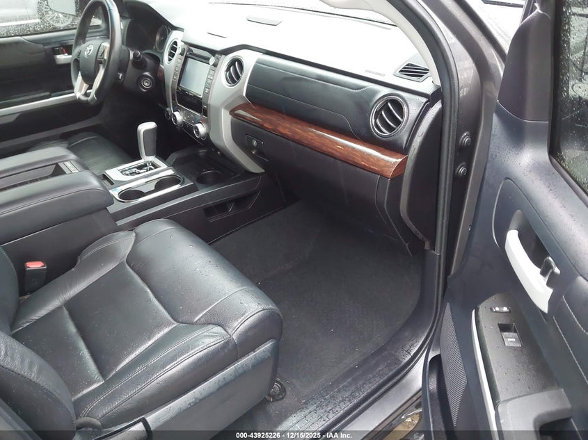 2016 TOYOTA TUNDRA LIMITED 5.7L V8 — Photo 5