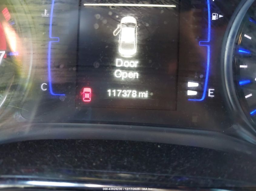 2015 Chrysler 200 S VIN: 1C3CCCBB2FN614858 Lot: 43925236