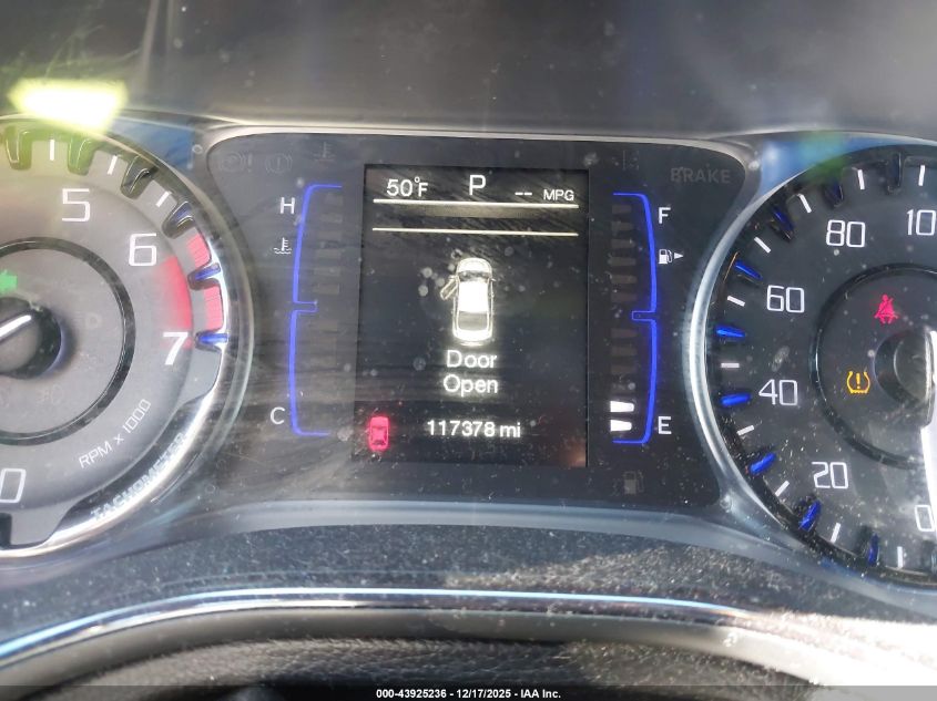 2015 Chrysler 200 S VIN: 1C3CCCBB2FN614858 Lot: 43925236