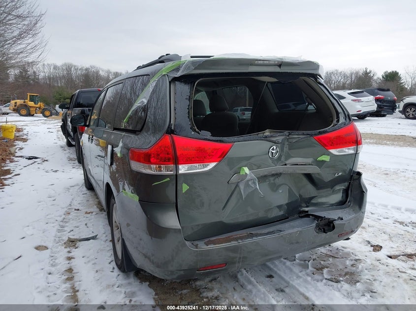 2011 Toyota Sienna Le V6