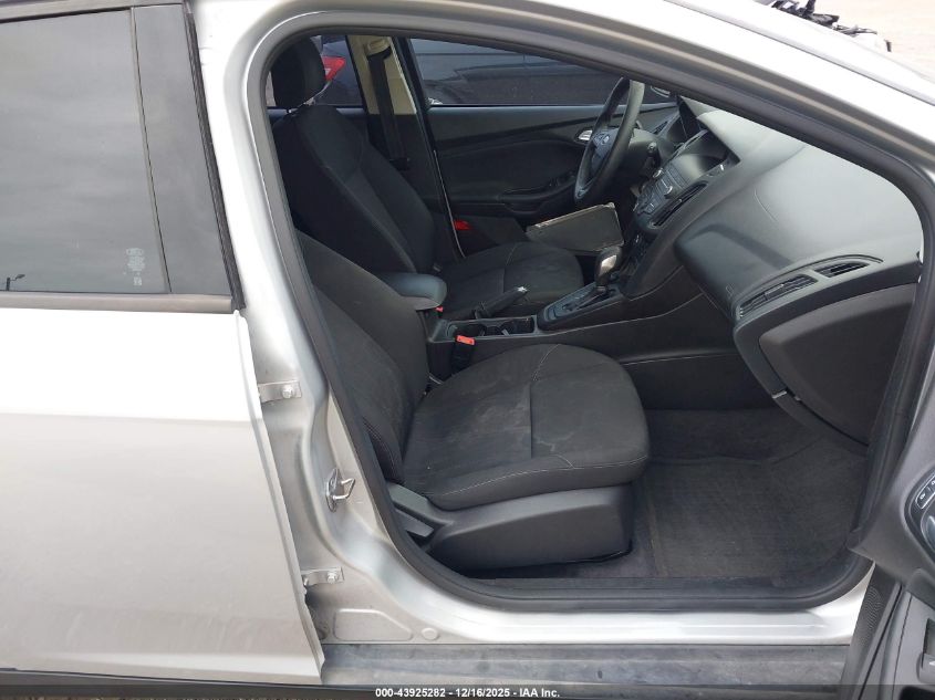 2018 Ford Focus Se VIN: 1FADP3K24JL315239 Lot: 43925282