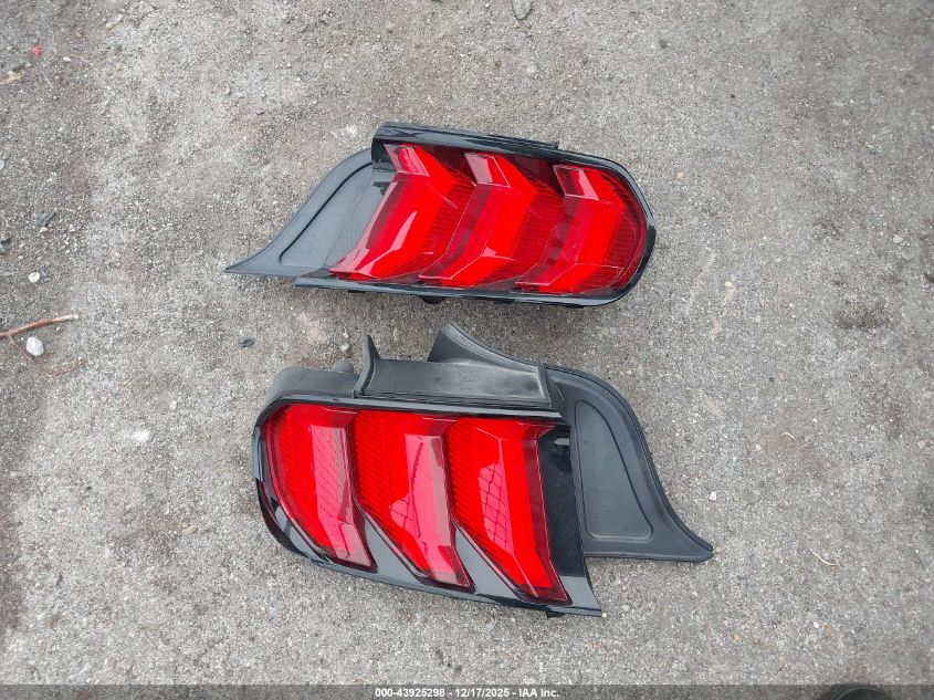 2022 Ford Mustang Gt Fastback VIN: 1FA6P8CF5N5141229 Lot: 43925298