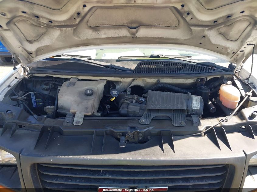 2003 GMC Savana Standard VIN: 1GTHG35U831133678 Lot: 43925369