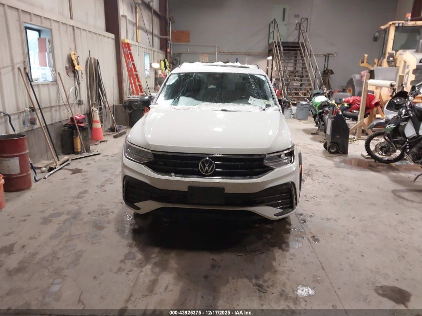 2022 Volkswagen Tiguan 2.0T Se R-Line Black VIN: 3VV8B7AX9NM027155 Lot: 43925375