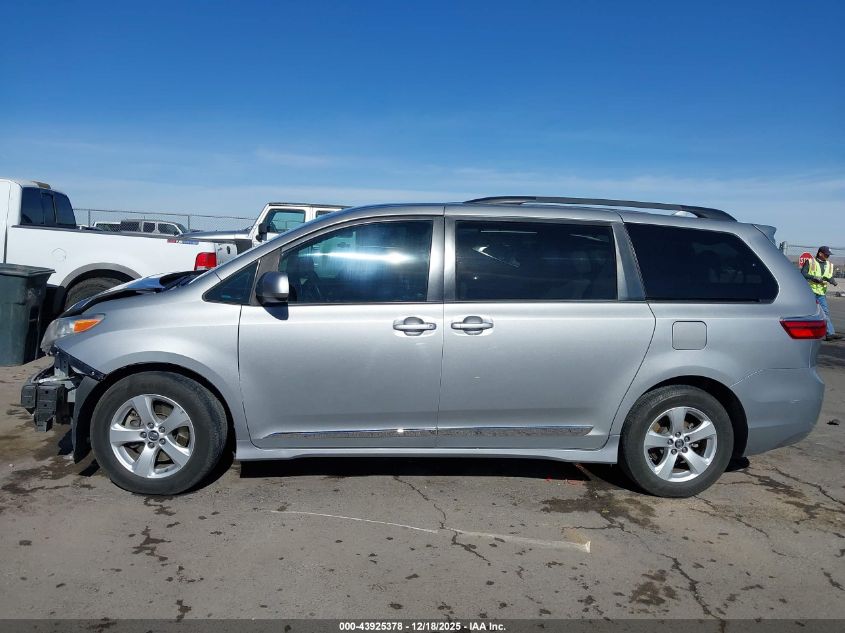 2018 Toyota Sienna Le 8 Passenger VIN: 5TDKZ3DC5JS902419 Lot: 43925378