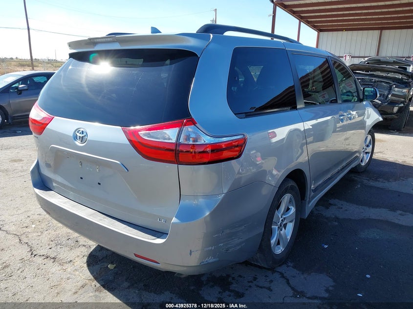 2018 Toyota Sienna Le 8 Passenger