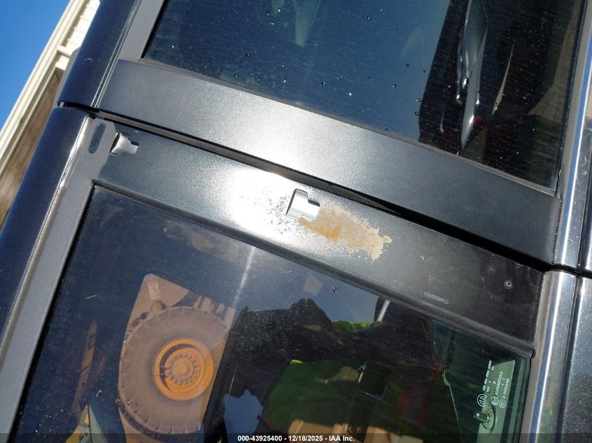 2015 Chrysler Town & Country Touring VIN: 2C4RC1BG4FR673032 Lot: 43925400