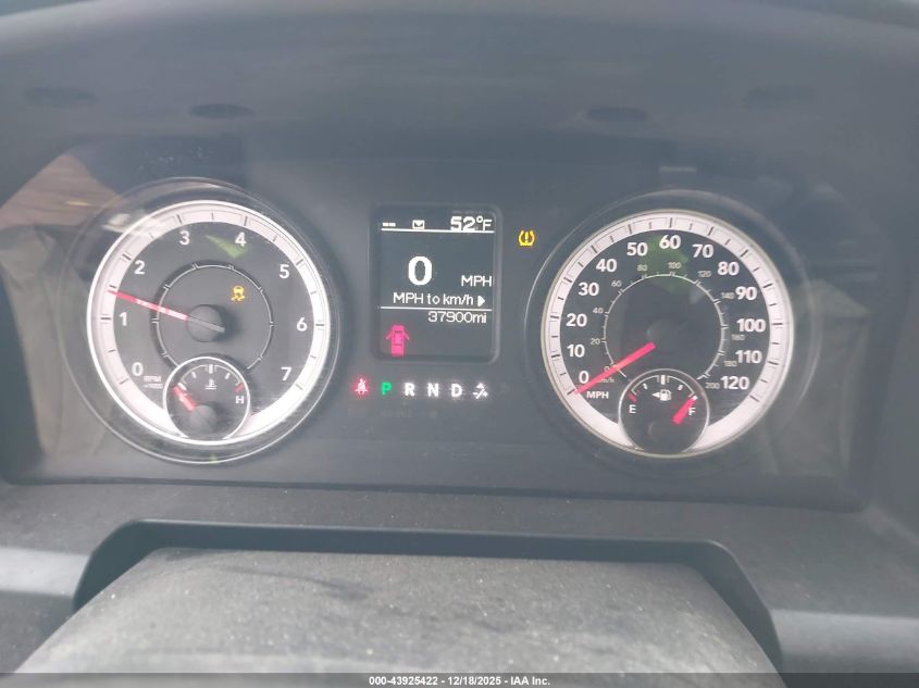 2022 Ram 1500 Classic Tradesman 4X2 6'4 Box VIN: 1C6RR6FG2NS231554 Lot: 43925422