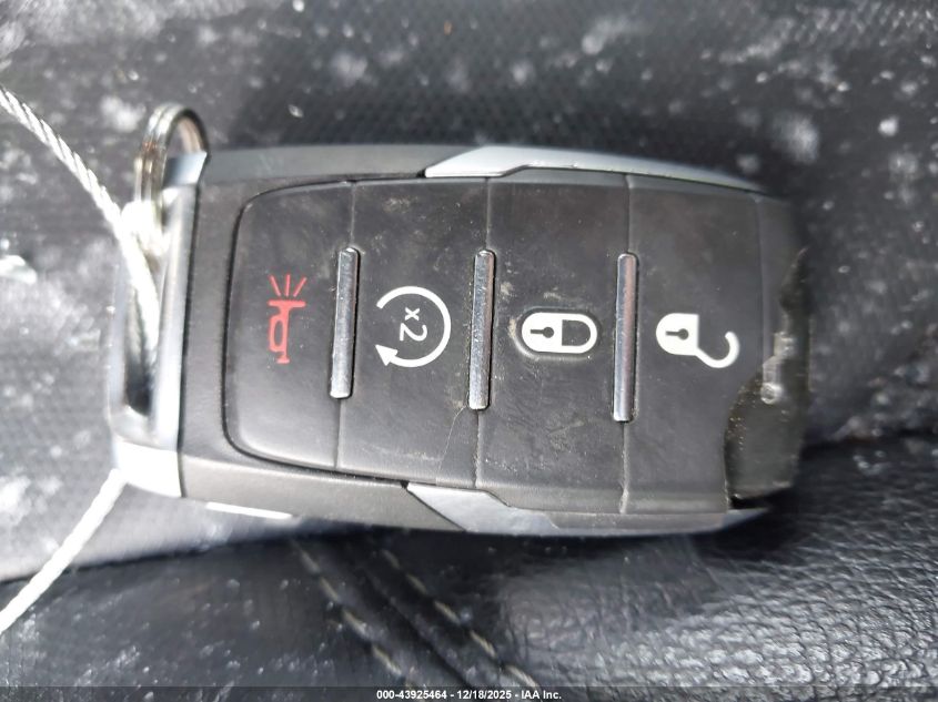 2024 Ram 1500 Big Horn 4X4 5'7 Box VIN: 1C6SRFFT5RN233723 Lot: 43925464