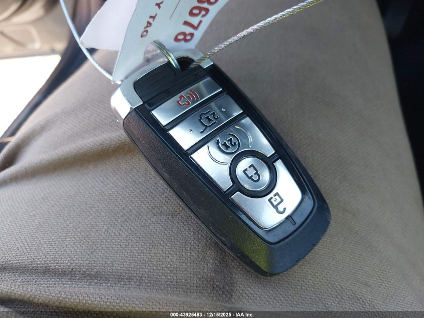 2025 Ford Escape St-Line Select VIN: 1FMCU9NA2SUA58738 Lot: 43925483